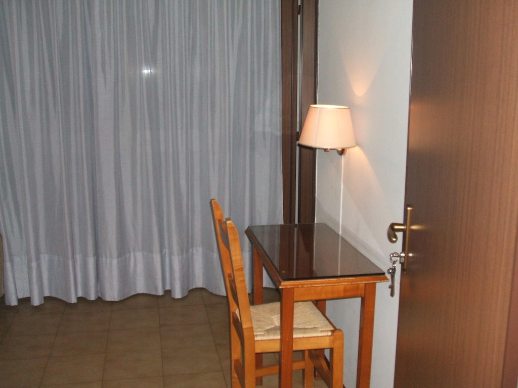 Hotel Ristorante Da Gianni Bovolone Quarto foto